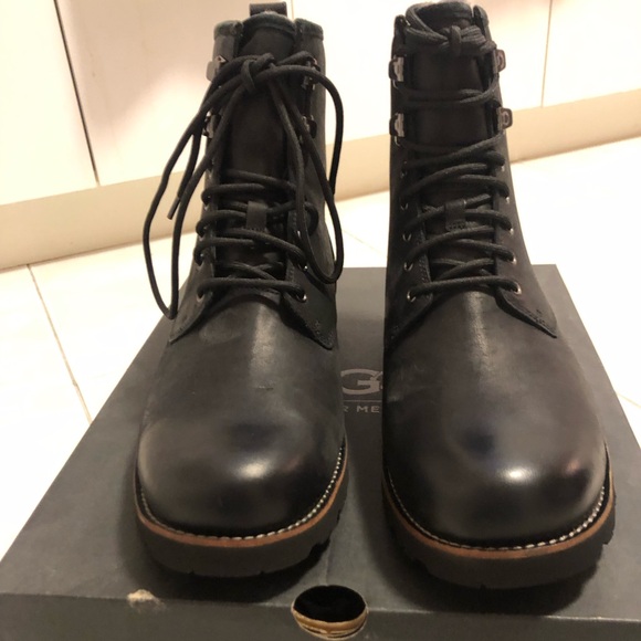 New!!!  Ugg Hannen leather waterproof boots - Picture 2 of 8